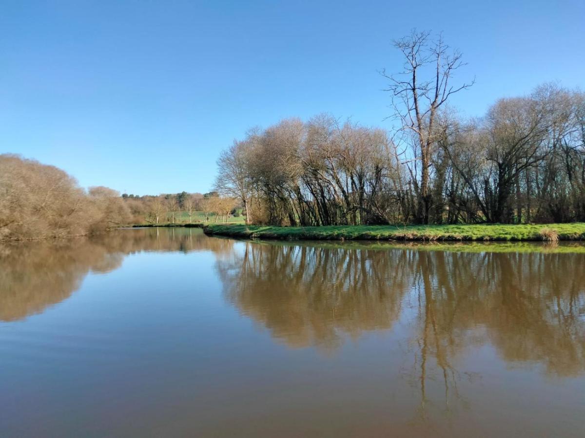 Val D'Oust Hebergement Canal מראה חיצוני תמונה